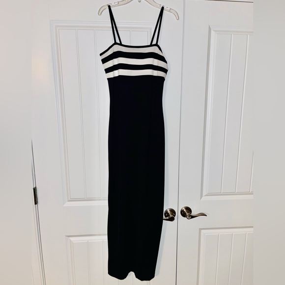 Like NEW! Newport News size 6 black formal dress, length- just above the ankle - Picture 1 of 4